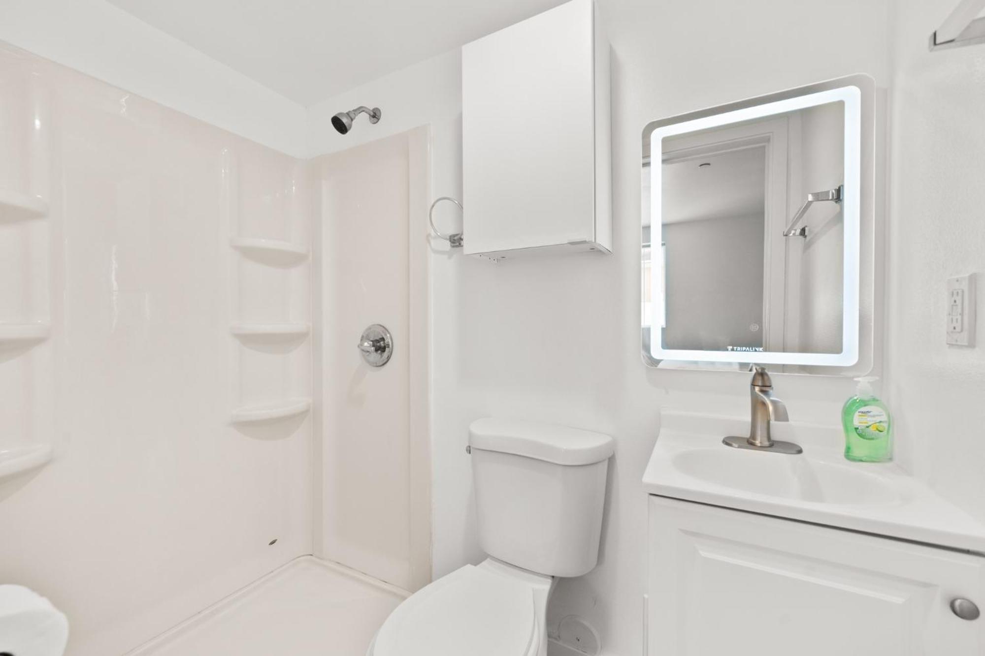 Charming Urban Retreat Near Usc In La- Private Room With Share Living Room With Kitchen Los Ángeles Exterior foto