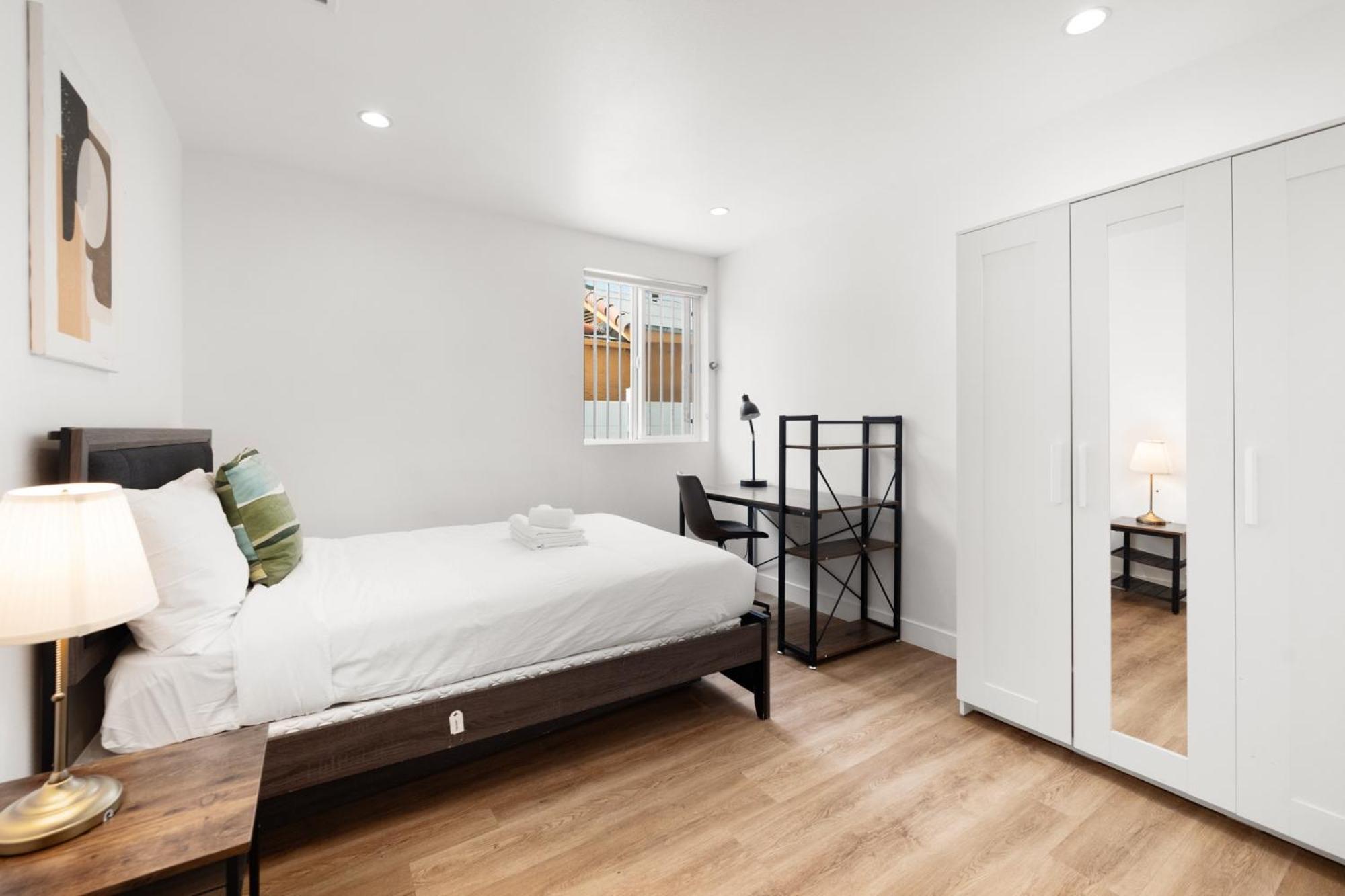 Charming Urban Retreat Near Usc In La- Private Room With Share Living Room With Kitchen Los Ángeles Exterior foto