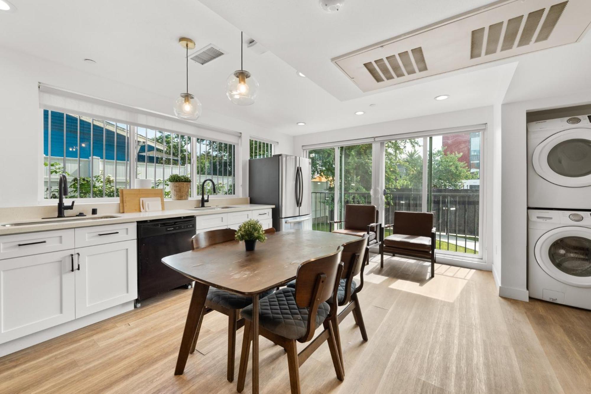 Charming Urban Retreat Near Usc In La- Private Room With Share Living Room With Kitchen Los Ángeles Exterior foto